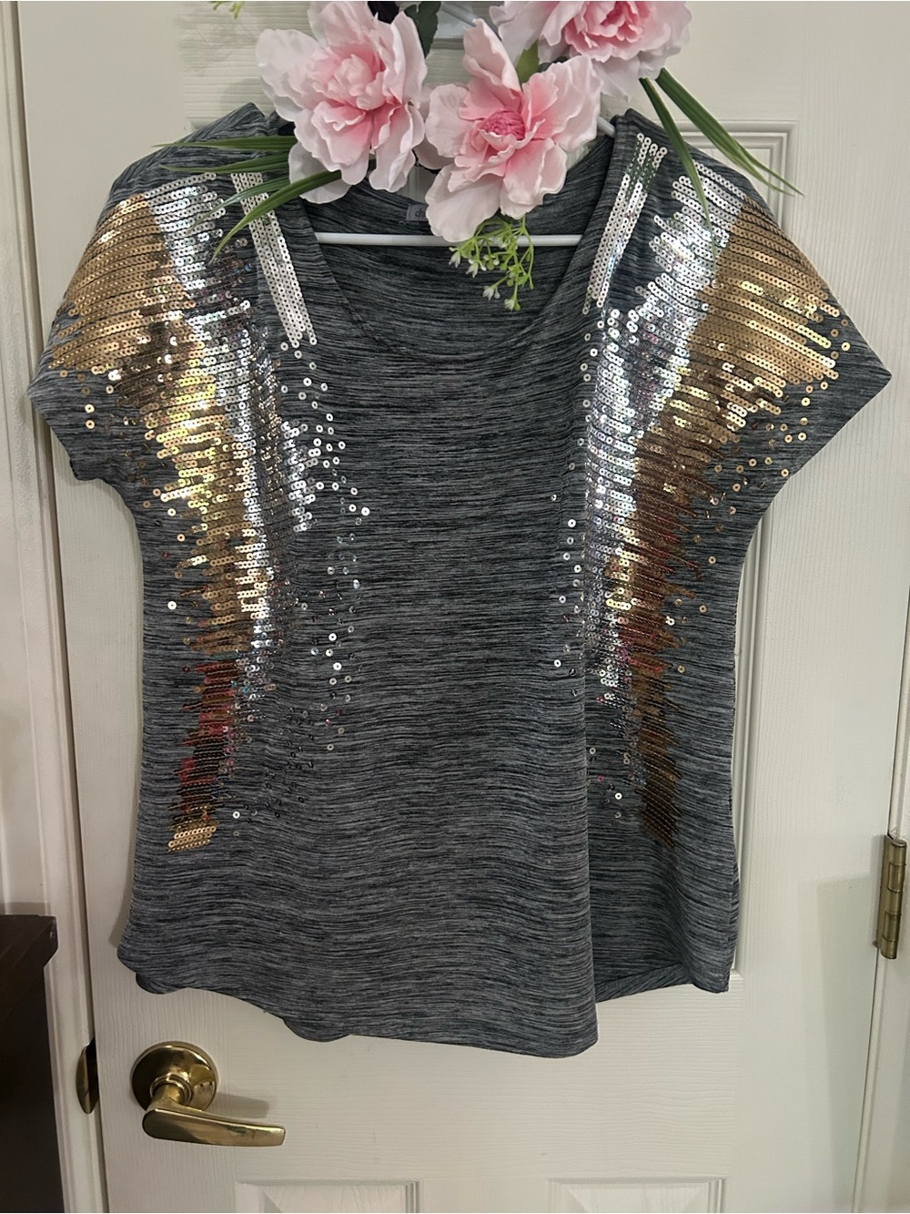 Charlotte Russe Gray Short Sleeve Top with Gold & Silver Sequin Panels size S.